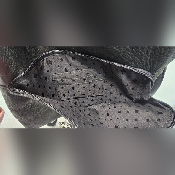 Fossil Stanton Black Pebbled Leather Traveler Large Organizer Crossbody Bag - Picture 9 of 16